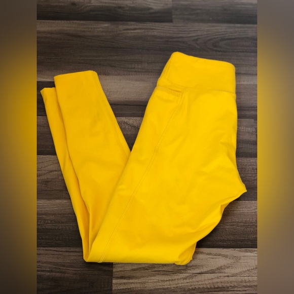 Gymshark Yellow Seamless Leggings - Picture 6 of 11